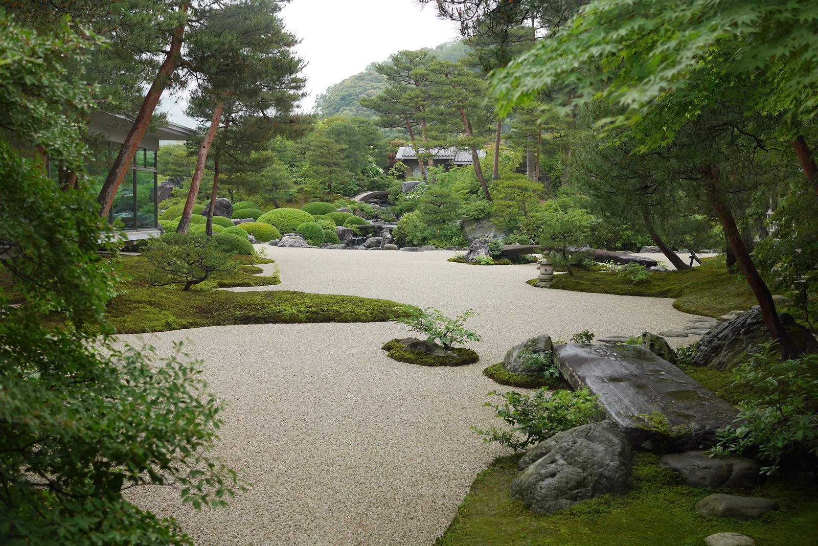 日本庭園と呼べない足立美術館