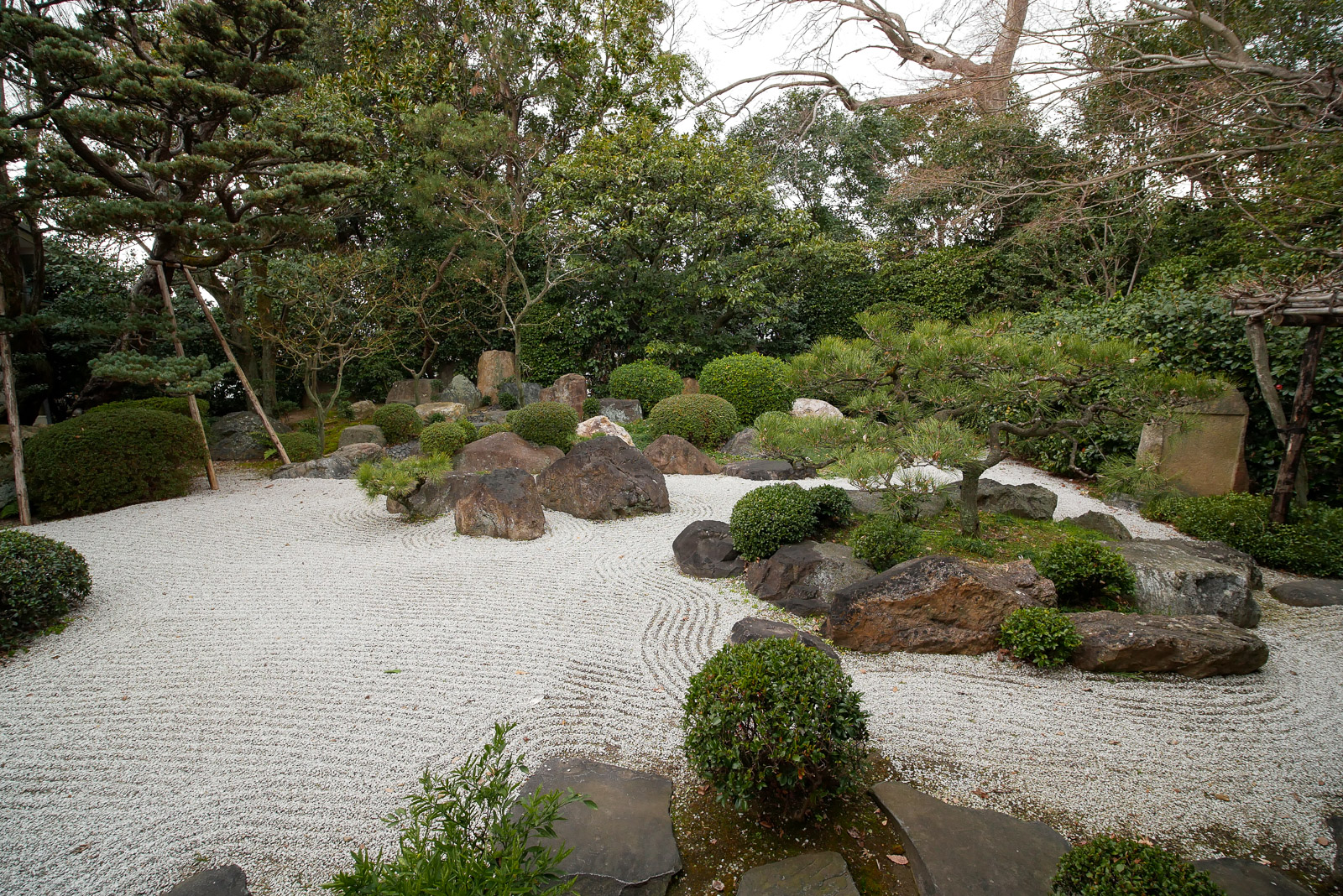 御香宮神社 遠州ゆかりの石庭