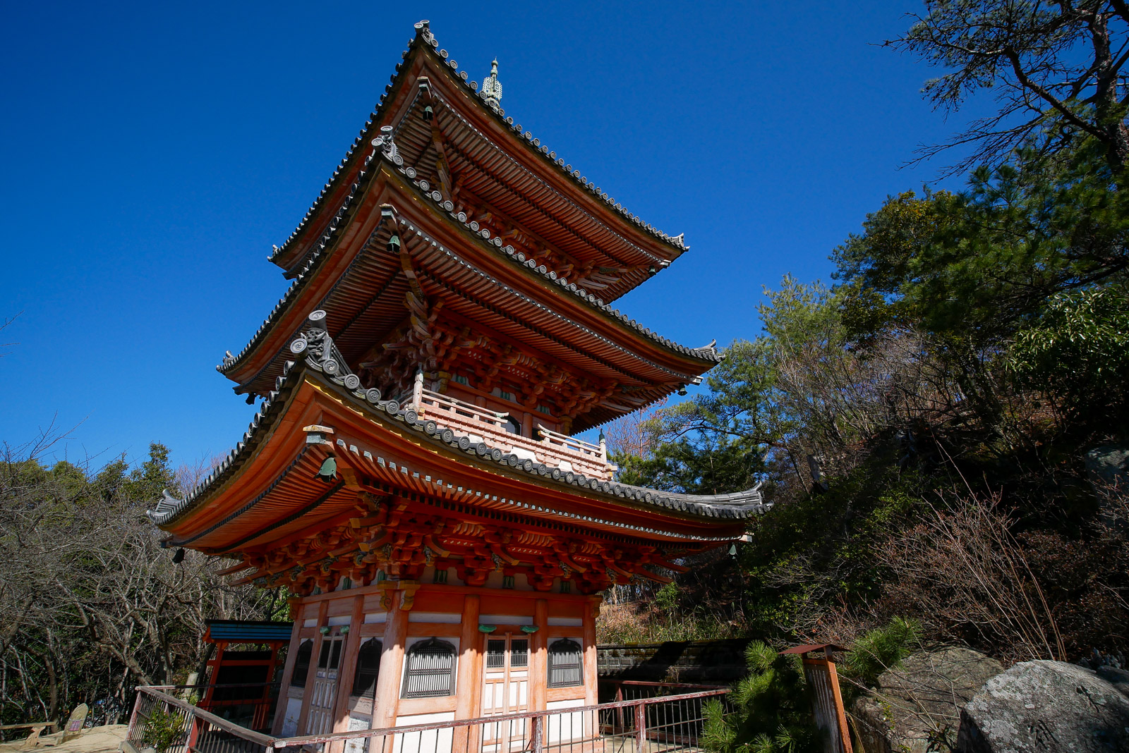 向上寺 三重塔
